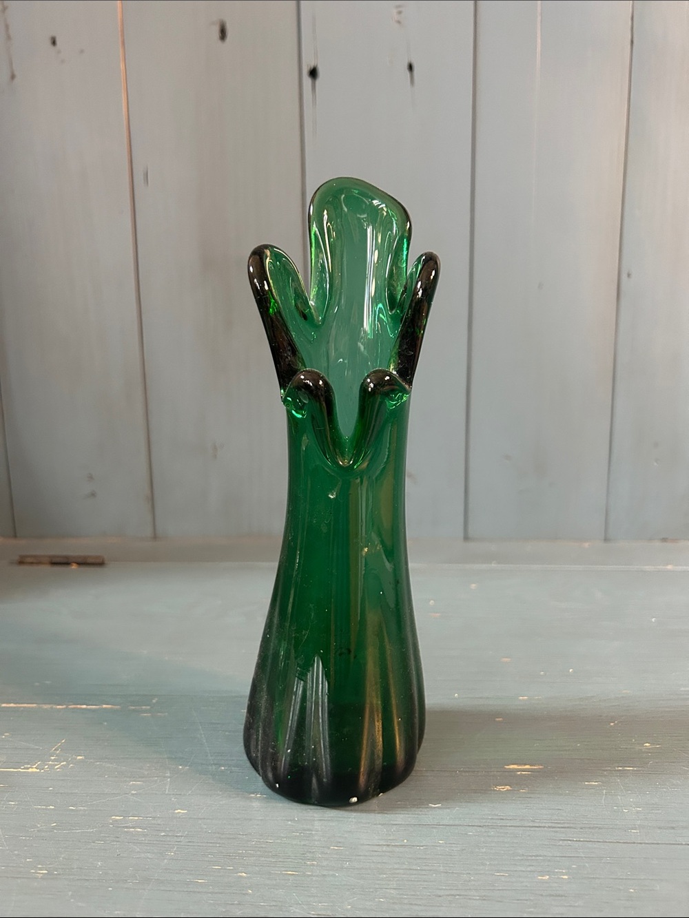 Vintage Mid-Century Modern Emerald Green Hand-Blown Art Glass Vase | 9.5” Tall